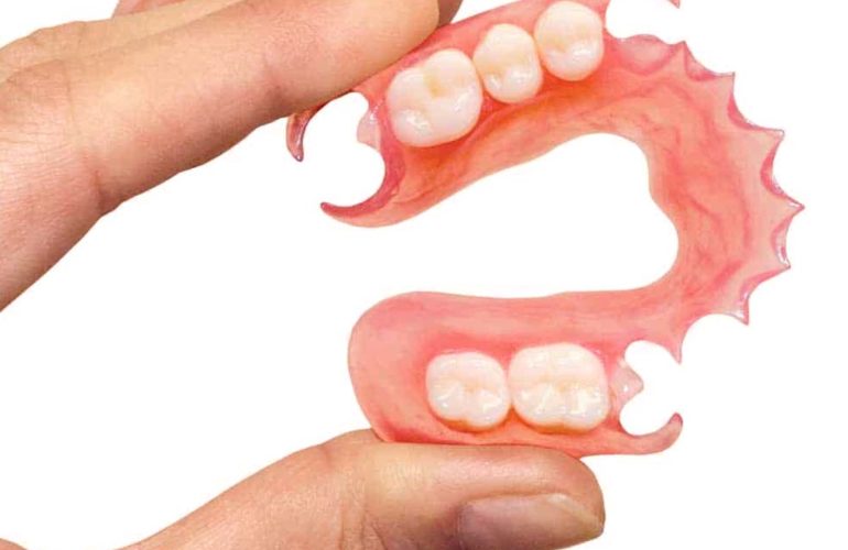 Flexible dentures